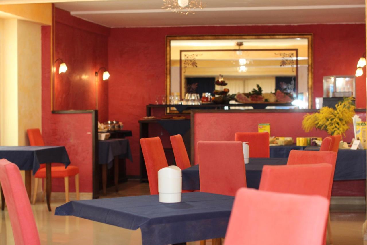 Hotel Costa Antiga Castelsardo Bagian luar foto